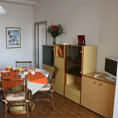 Levante 4*